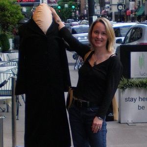 Meet your Posher, Laurel